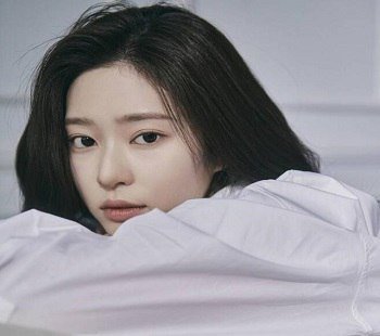 Minju tem um corpo muito sexy