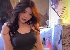 Clipe de sexo perfeito com garota chinesa sexy e lasciva